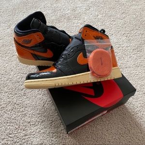 Air Jordan 1 Retro Shattered Backboard 3.0